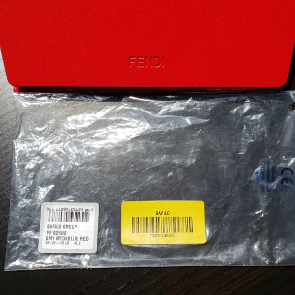 Fendi Cat Eye Sunglasses 0215/S main image 7
